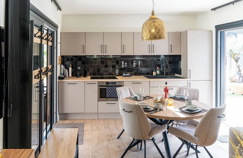 Zutendaal Casa | Beautiful holiday home in the middle of the woods