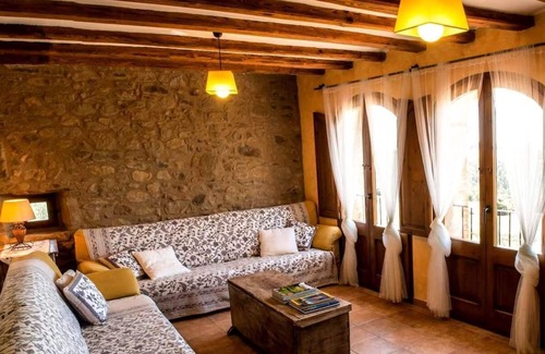 Viver i Serrateix Cabaña | Hermosa casa de vacaciones con impresionantes vistas. Piscina privada y barbacoa