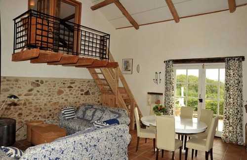 Roussines Casa | Bonita casa de vacaciones en Roussines con terraza privada
