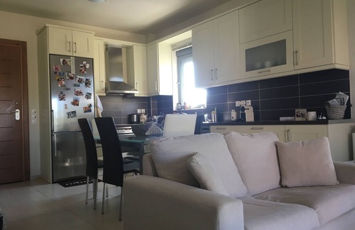 Saronida Apartamento | Hermosa casa de vacaciones a solo 100 metros del mar.
