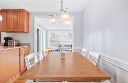West Yarmouth Casa | Beautiful Home 1/2 mile from Colonial Acres Beach