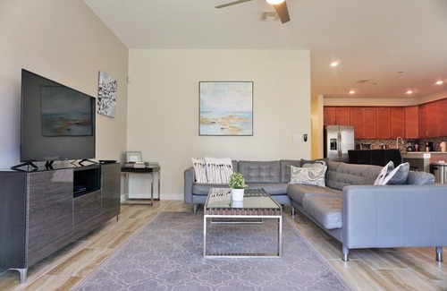 Kissimmee Villa | Casa de lujo Lake Storey | Minutos a Disney | Piscina Privada / Spa | Casa club