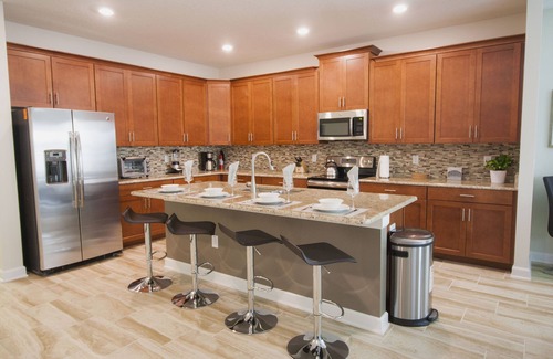 Kissimmee Villa | Casa de lujo Lake Storey | Minutos a Disney | Piscina Privada / Spa | Casa club