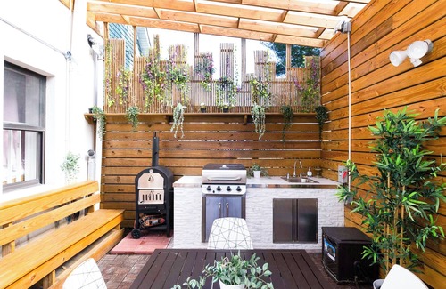 East Flushing Casa | Beautiful Home- Adjacent Deck/Outdoor Kitchen!
