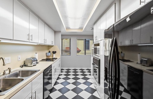 Southampton Casa | Beautiful Home by Rice, Med Ctr, Museums