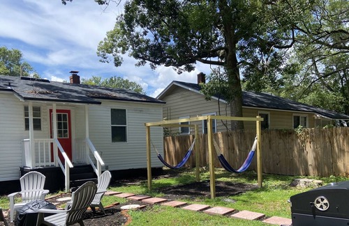 Jacksonville Casa | Beautiful home-close to downtown! Hammocks, Grill, & Fire pit!