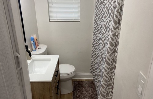 Jacksonville Casa | Beautiful home-close to downtown! Hammocks, Grill, & Fire pit!