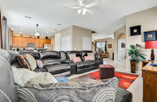 Trafalgar Village Casa | Beautiful home close to theme parks with private oool, AC & W/D - dog-friendly