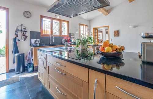 Besse-sur-Issole Casa | Hermosa casa en Besse-Sur-Issole