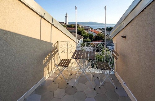 Novi Vinodolski Casa | Hermosa casa en Novi Vinodolski