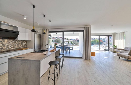 Seget Vranjica Casa | Hermosa casa en Seget Vranjica