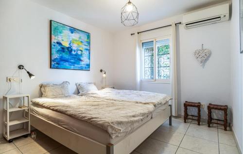 Almunecar Casa | Beautiful Home In Almuñecar With Wifi