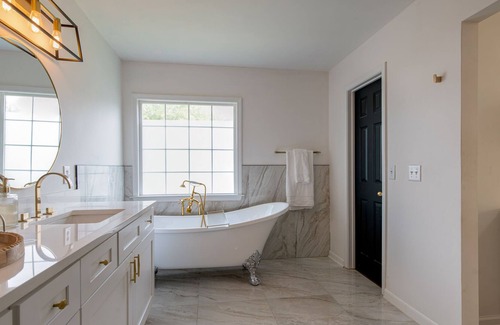 Franklin Casa | Beautiful home in Amazing Spot 3BR 2 and a half bath