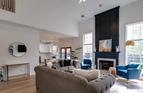Franklin Casa | Beautiful home in Amazing Spot 3BR 2 and a half bath