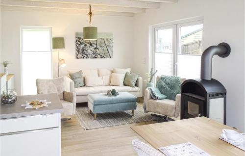Busum Casa | Beautiful Home In Büsum With Kitchen