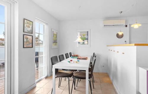 Middelfart Casa | Beautiful Home In Brenderup Fyn