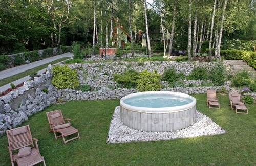 Breze Casa | Increíble casa en Breze con jacuzzi