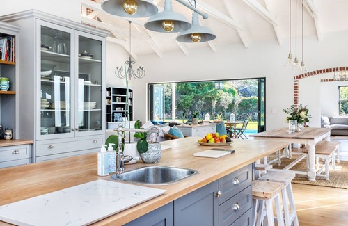 Alphen Casa | Beautiful home in Constantia