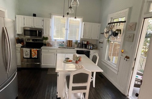 Wilmington Historic District Casa | Beautiful home in downtown historic core just 2 blocks from Cape Fear river!