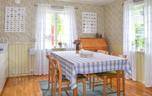 Fjalkinge Casa | Beautiful Home In Fjälkinge