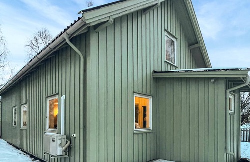 Asnes Municipality Casa | Hermosa casa en Flisa con cocina.
