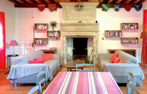 Gonneville-le-Theil Casa | Beautiful Home In Gonneville-Le-Theil