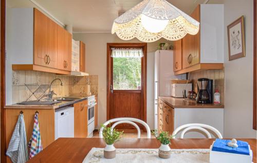 Hylte Casa | Beautiful Home In Hyltebruk With Wifi