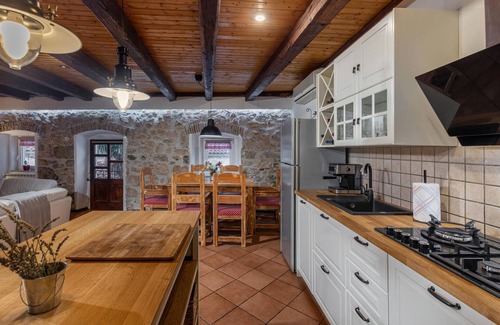 Praputnjak Casa | Preciosa casa en Krasica con WiFi