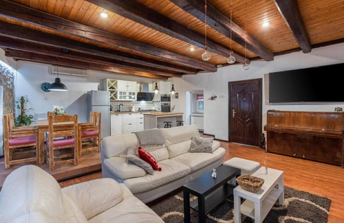 Praputnjak Casa | Preciosa casa en Krasica con WiFi