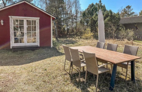 Loderup Casa | Beautiful Home In Löderup With Kitchen