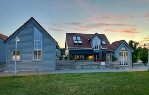 Spangereid Casa | Beautiful Home In Lindesnes With House Sea View