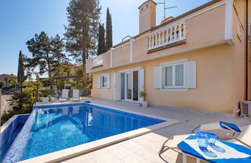 Medveja Casa | Hermosa casa en Medveja