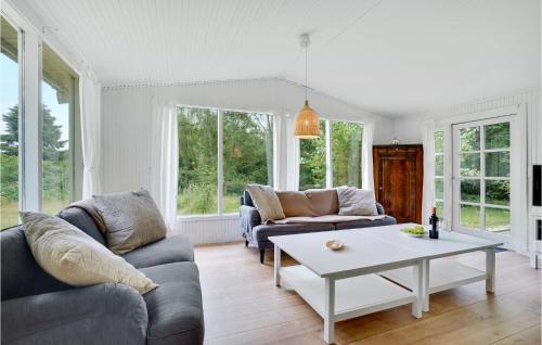 Melby Casa | Beautiful Home In Melby With Kitchen