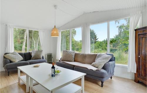 Melby Casa | Beautiful Home In Melby With Kitchen