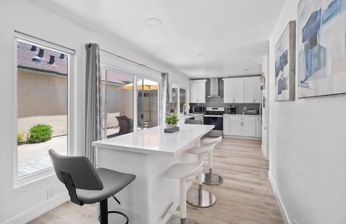 Mira Mesa Casa | Beautiful home in Mira Mesa-15 min to La Jolla. Fully updated in 2023.
