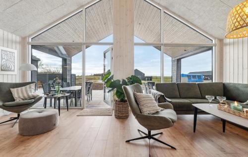 Hasmark Strand Casa | Beautiful Home In Otterup With Sauna