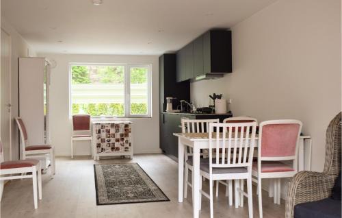 Ny Hellesund Casa | Beautiful Home In Søgne With Wifi