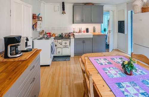 Kil Casa | Beautiful home in Gunnarsbytorp with sauna