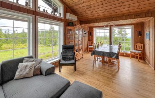 Ringsaker Casa | Beautiful Home In Sjusjøen With Sauna