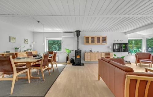 Store Kongsmark Casa | Beautiful Home In Slagelse With Kitchen
