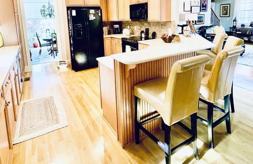 Greensboro Casa | Beautiful Home in Upscale Neighborhood - Beautiful Outdoor Space