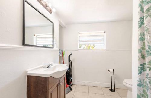 Westgate Casa | Beautiful home in West Palm 5 min to Airport