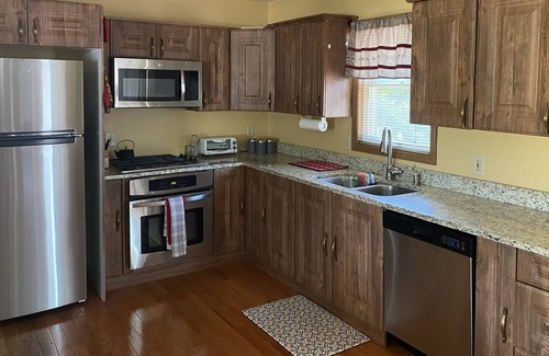 Michigan City Casa | Beautiful Home Minutes Away from Adventure