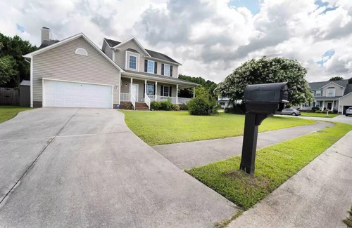 Jacksonville Casa | Beautiful home near Marine Corps base