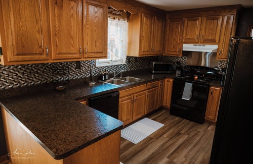 Mabscott Casa | Beautiful home near I-77/64 spilt perfect for a quick stay or West Virginia stay