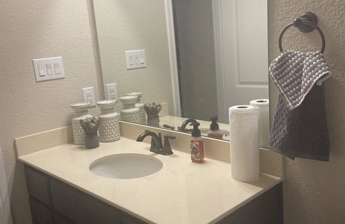 Southeast Arlington Casa | Beautiful home near restaurants and events
