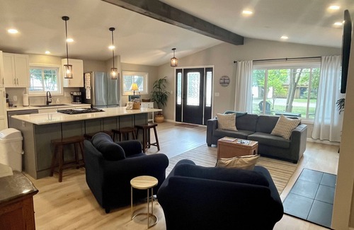 Clear Lake Casa | Beautiful home on Clear Lake, just minutes from downtown and Surf District!