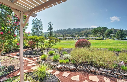 Santa Rosa Casa | Beautiful home on the golf course in 55+ community close to wineries