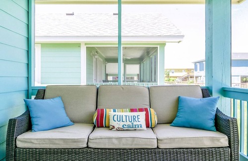 Rockport Casa | Hermosa casa w / proyectada en el porche - cerca de la playa / pueblo!