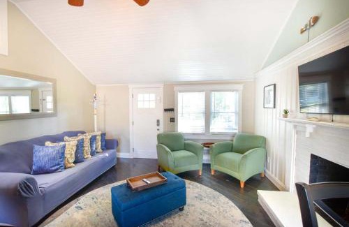 West Yarmouth Casa | Beautiful Home Walk to Water Dog Welcome